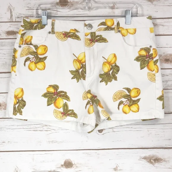 Forever 21 Lemon White Shorts Size 14 - Picture 2 of 5
